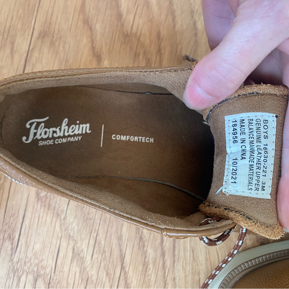 Florsheim Brown Leather Oxfords with Lace-Up Design - Picture 6 of 6